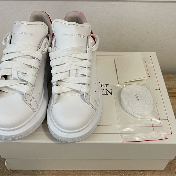 🔥Alexander McQueen oversized Leather Sneakers💃🏼 - Picture 7 of 12